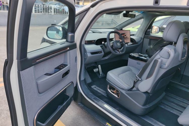 Used Zeekr MIX 2025 Long-Range Intelligent Driving Edition Driver Seat