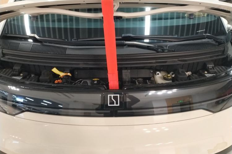 Used Zeekr MIX 2025 Long-Range Intelligent Driving Edition Engine Bay