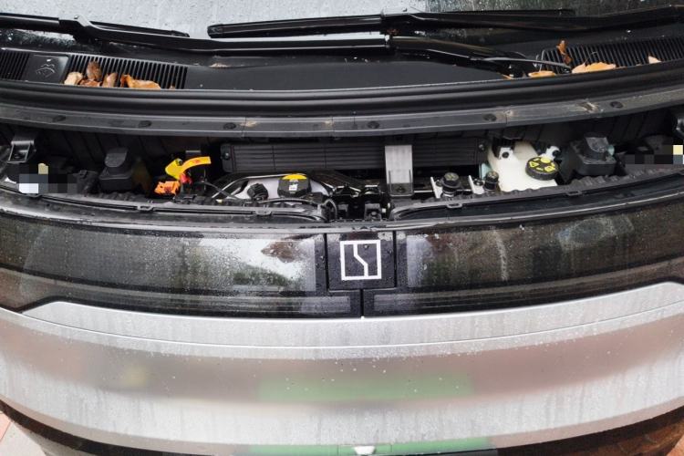 Used Zeekr MIX 2025 Long-Range Intelligent Driving Edition Engine Bay