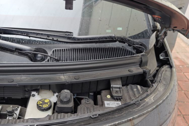 Used Zeekr MIX 2025 Intelligent Driving Version Engine Bay Left