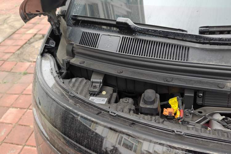 Used Zeekr MIX 2025 Intelligent Driving Version Engine Bay Right