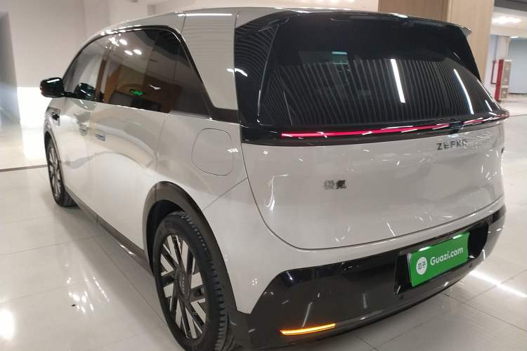 Used Zeekr MIX 2025 Long-Range Intelligent Driving Edition Exterior 3