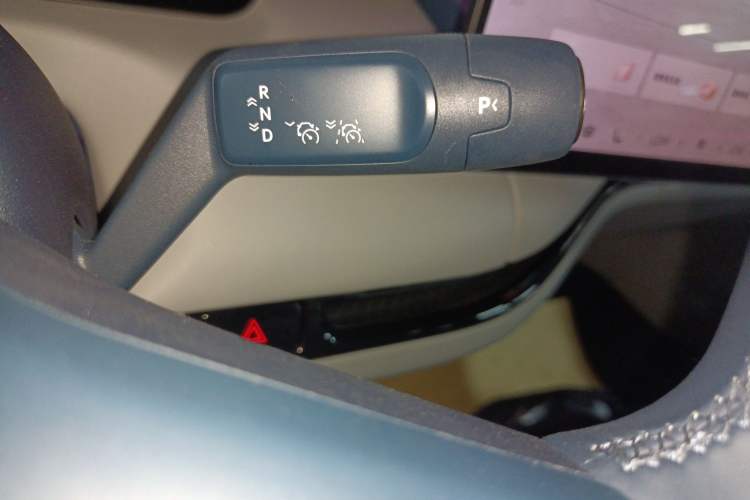 Used Zeekr MIX 2025 Long-Range Intelligent Driving Edition Gear Lever