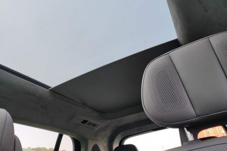 Used Zeekr MIX 2025 Long-Range Intelligent Driving Edition Headliner