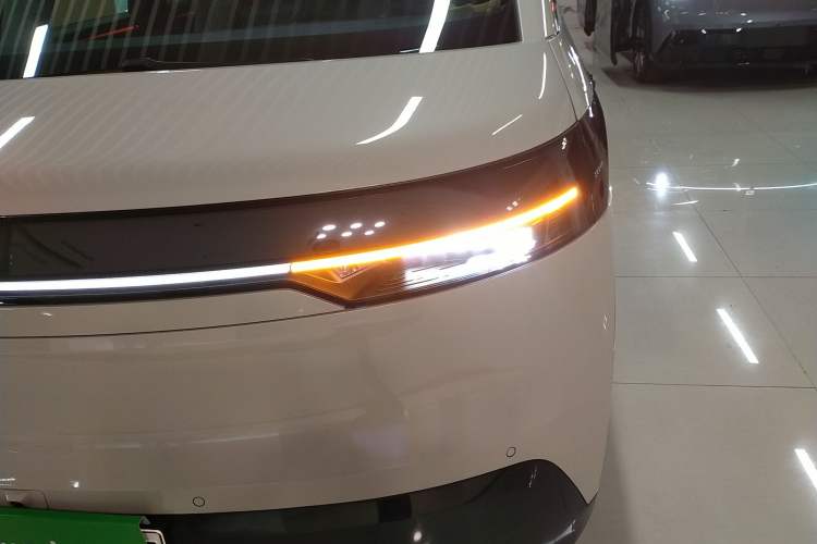 Used Zeekr MIX 2025 Long-Range Intelligent Driving Edition Left Front Headlight