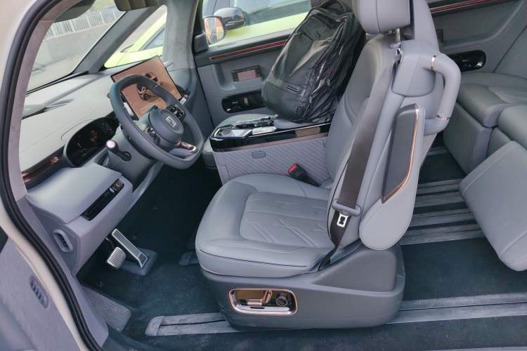 Used Zeekr MIX 2025 Long-Range Intelligent Driving Edition Left Front Seat