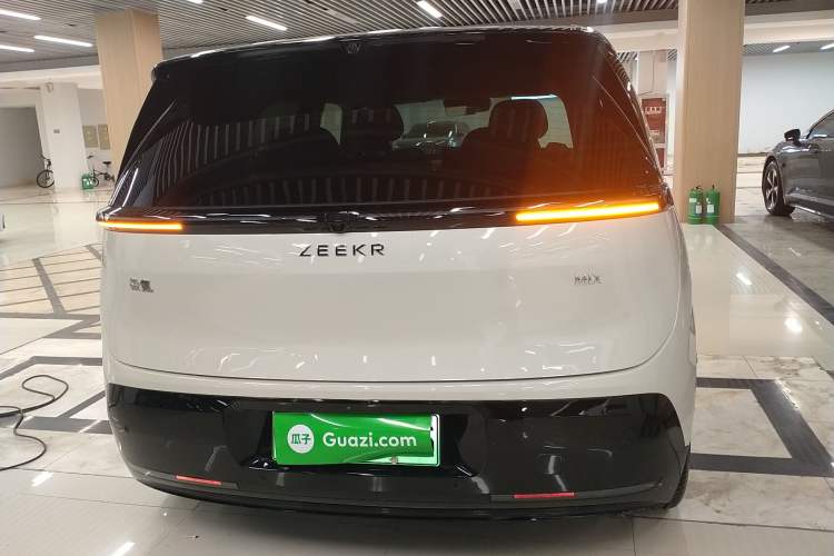 Used Zeekr MIX 2025 Long-Range Intelligent Driving Edition Rear