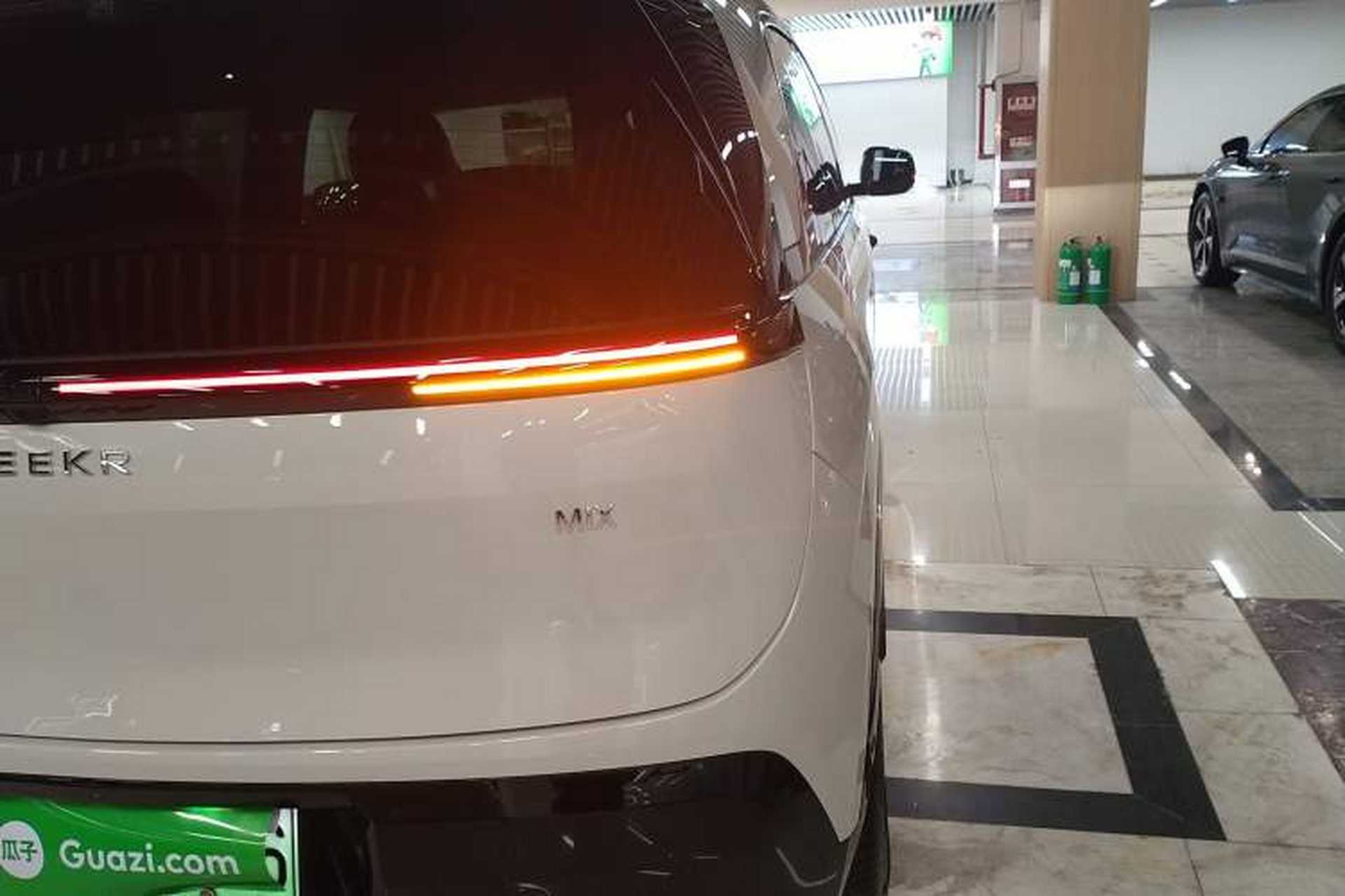 Used Zeekr MIX 2025 Long-Range Intelligent Driving Edition Right Rear Taillight
