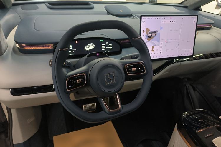 Used Zeekr MIX 2025 Long-Range Intelligent Driving Edition Steering Wheel
