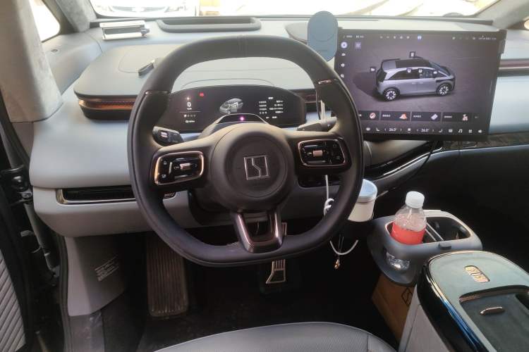 Used Zeekr MIX 2025 Long-Range Intelligent Driving Edition Steering Wheel