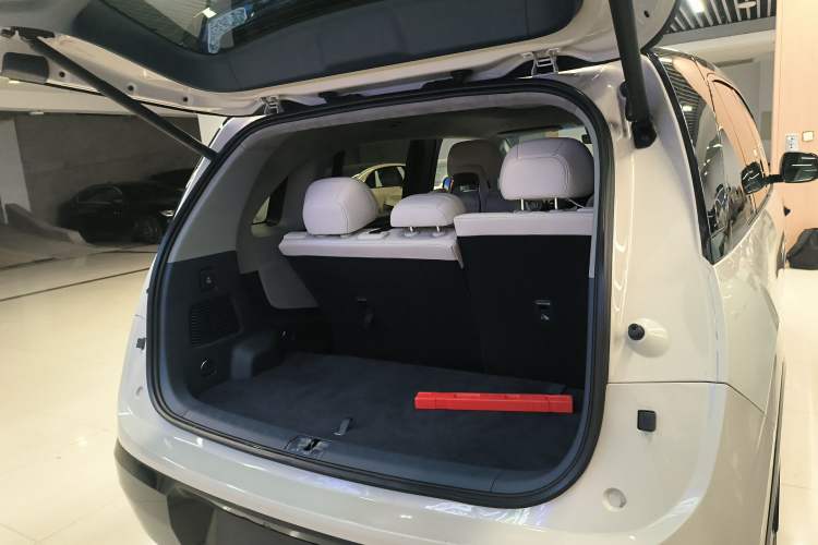 Used Zeekr MIX 2025 Long-Range Intelligent Driving Edition Trunk