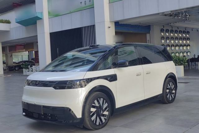 Used Zeekr MIX 2025 Long-Range Intelligent Driving Edition