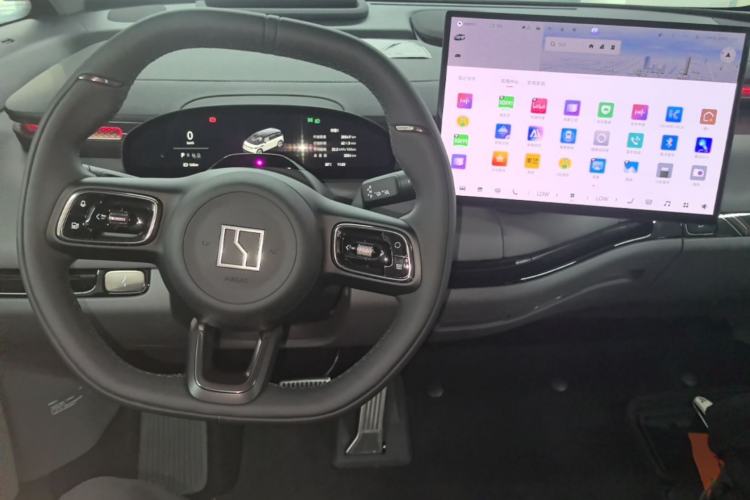 Used Zeekr MIX 2025 Intelligent Driving Version Center Console