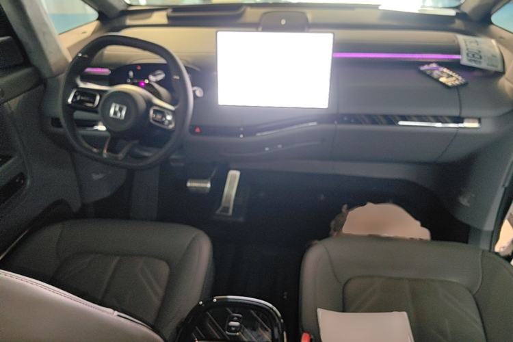 Used Zeekr MIX 2025 Intelligent Driving Version Center Console