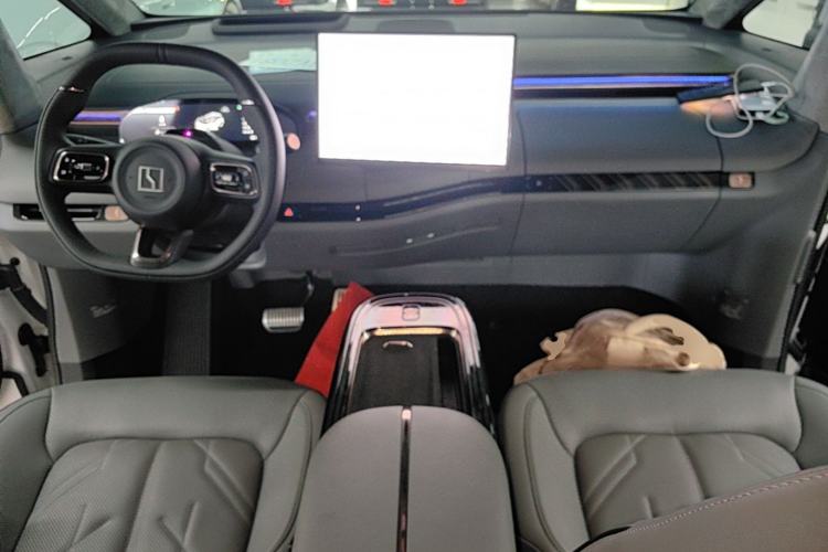Used Zeekr MIX 2025 Intelligent Driving Version Center Console
