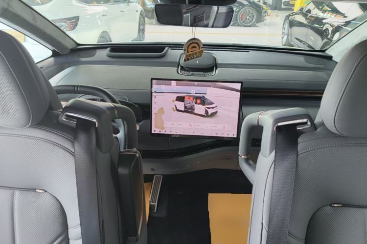 Used Zeekr MIX 2025 Intelligent Driving Version Center Console