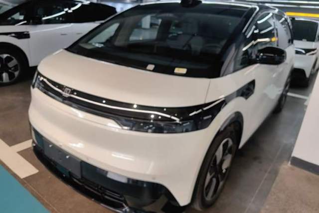 Used Zeekr MIX 2025 Intelligent Driving Version