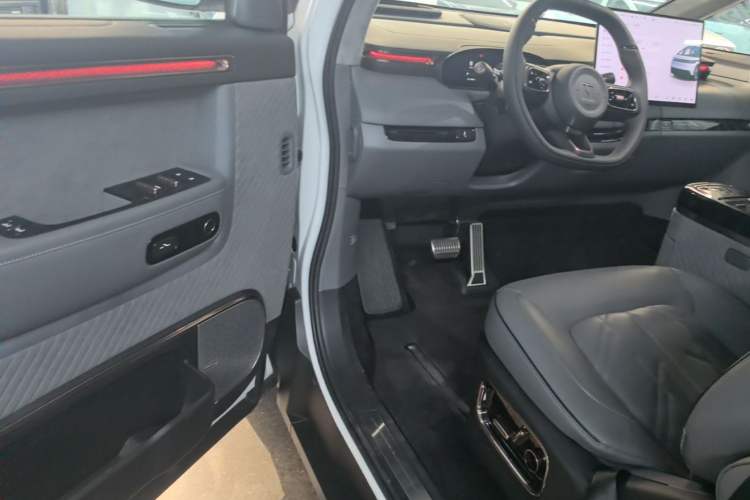 Used Zeekr MIX 2025 Intelligent Driving Version Driver Seat