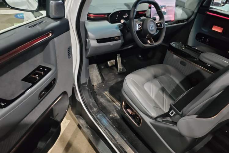 Used Zeekr MIX 2025 Intelligent Driving Version Driver Seat