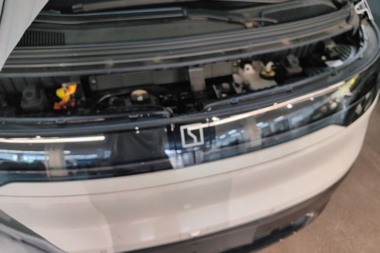 Used Zeekr MIX 2025 Intelligent Driving Version Engine Bay
