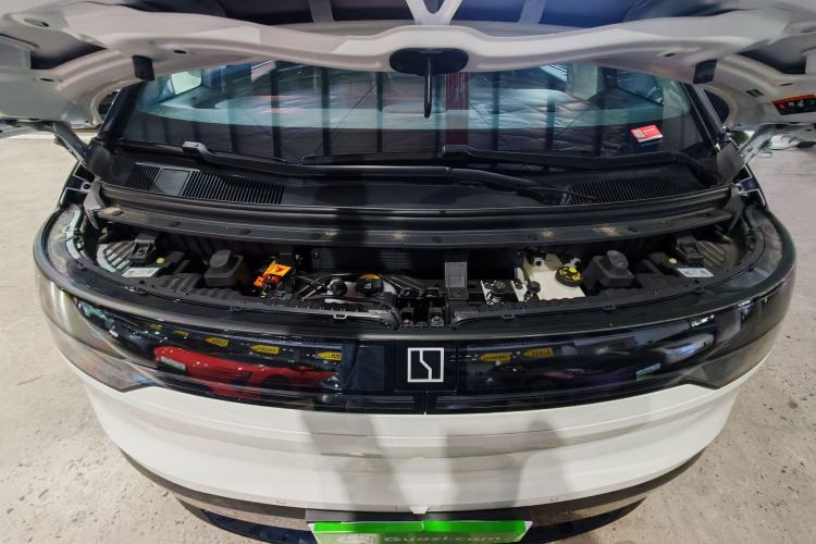 Used Zeekr MIX 2025 Intelligent Driving Version Engine Bay
