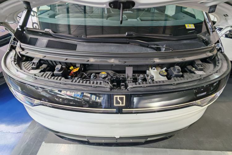 Used Zeekr MIX 2025 Intelligent Driving Version Engine Bay
