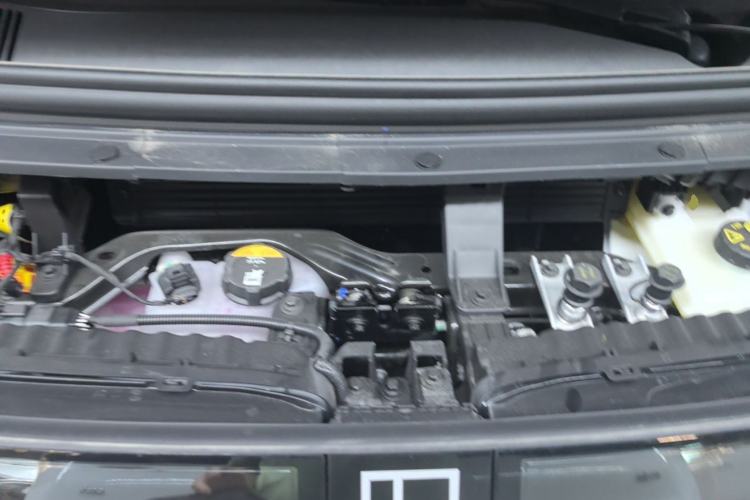 Used Zeekr MIX 2025 Intelligent Driving Version Engine Bay