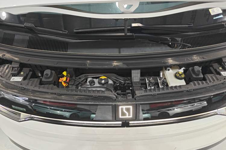Used Zeekr MIX 2025 Intelligent Driving Version Engine Bay