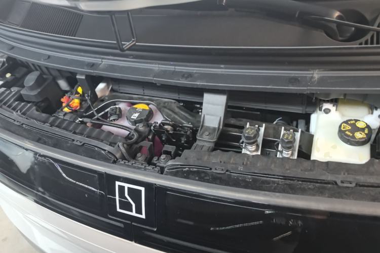 Used Zeekr MIX 2025 Intelligent Driving Version Engine Bay
