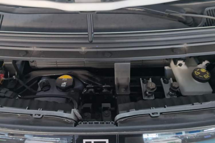 Used Zeekr MIX 2025 Intelligent Driving Version Engine Bay