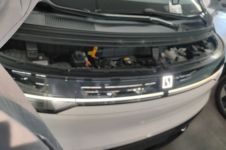 Used Zeekr MIX 2025 Intelligent Driving Version Engine Bay