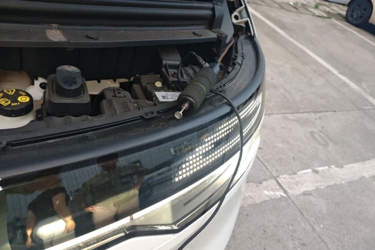 Used Zeekr MIX 2025 Long-Range Intelligent Driving Edition Engine Bay Left