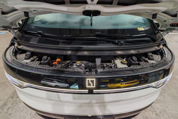 Used Zeekr MIX 2025 Intelligent Driving Version Engine Bay