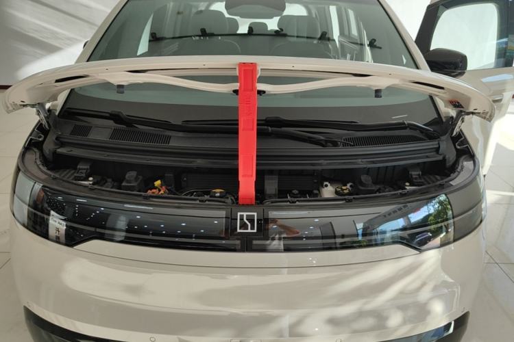 Used Zeekr MIX 2025 Intelligent Driving Version Engine Bay