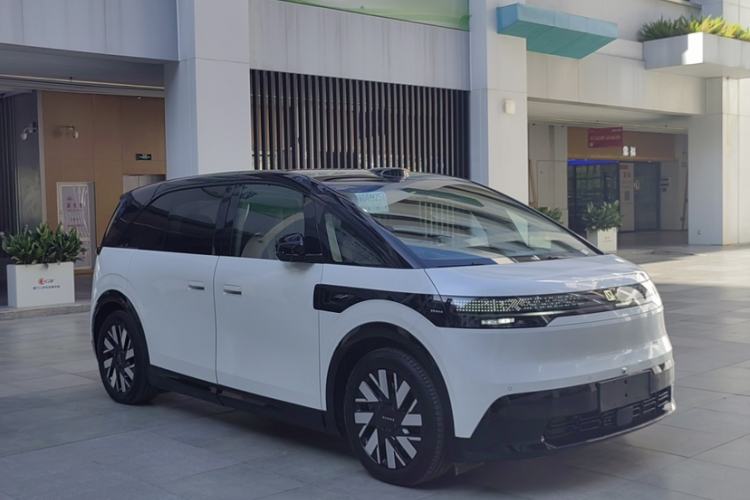 Used Zeekr MIX 2025 Long-Range Intelligent Driving Edition Exterior 2