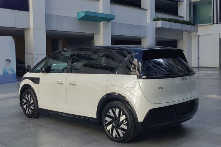 Used Zeekr MIX 2025 Long-Range Intelligent Driving Edition Exterior 3