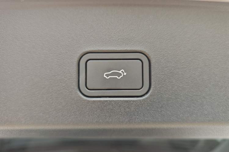 Used Zeekr MIX 2025 Intelligent Driving Version Exterior 8