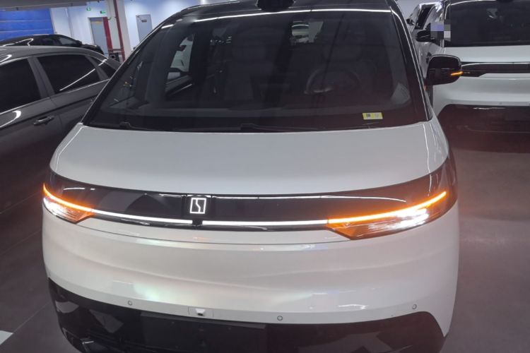 Used Zeekr MIX 2025 Intelligent Driving Version Front
