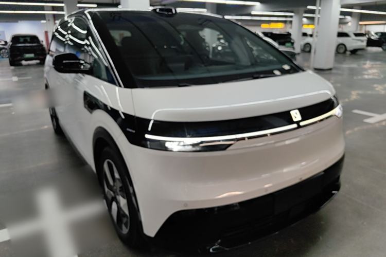 Used Zeekr MIX 2025 Intelligent Driving Version Front Right 45 Deg