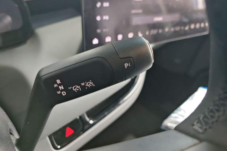 Used Zeekr MIX 2025 Intelligent Driving Version Gear Lever