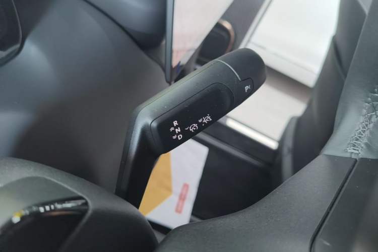 Used Zeekr MIX 2025 Intelligent Driving Version Gear Lever