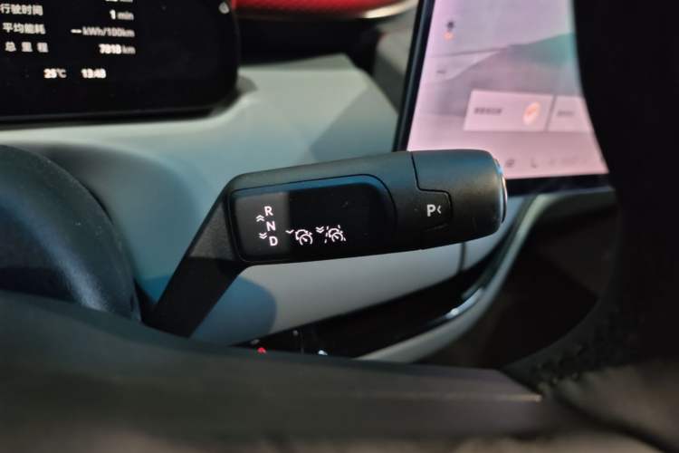 Used Zeekr MIX 2025 Intelligent Driving Version Gear Lever