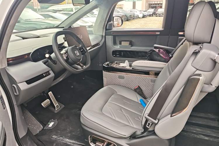 Used Zeekr MIX 2025 Intelligent Driving Version Left Front Seat