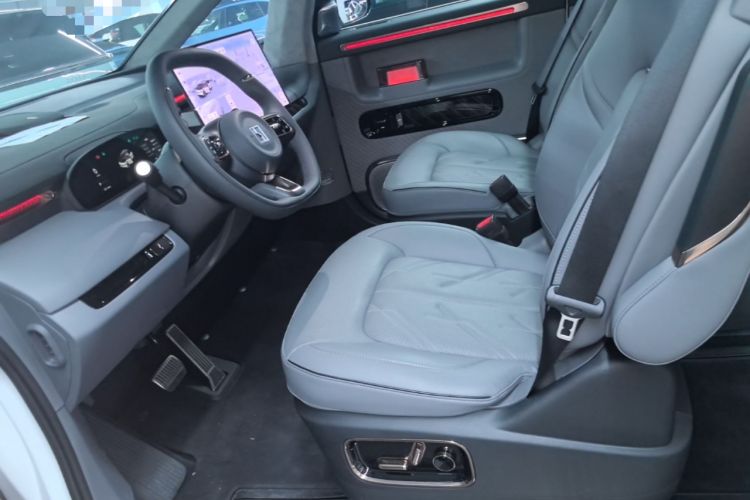 Used Zeekr MIX 2025 Intelligent Driving Version Left Front Seat