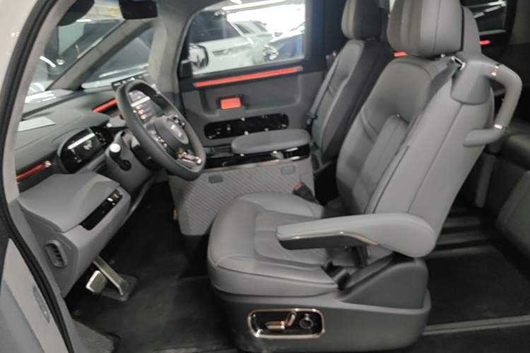 Used Zeekr MIX 2025 Intelligent Driving Version Left Front Seat