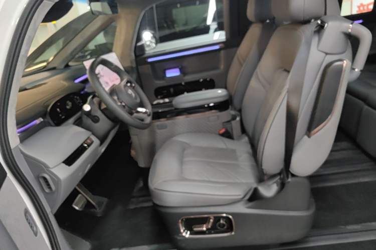 Used Zeekr MIX 2025 Intelligent Driving Version Left Front Seat