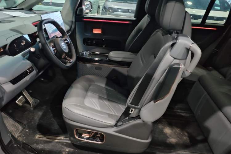 Used Zeekr MIX 2025 Intelligent Driving Version Left Front Seat