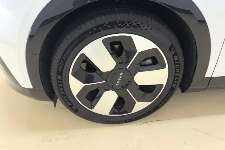 Used Zeekr MIX 2025 Intelligent Driving Version Left Front Wheel Hub
