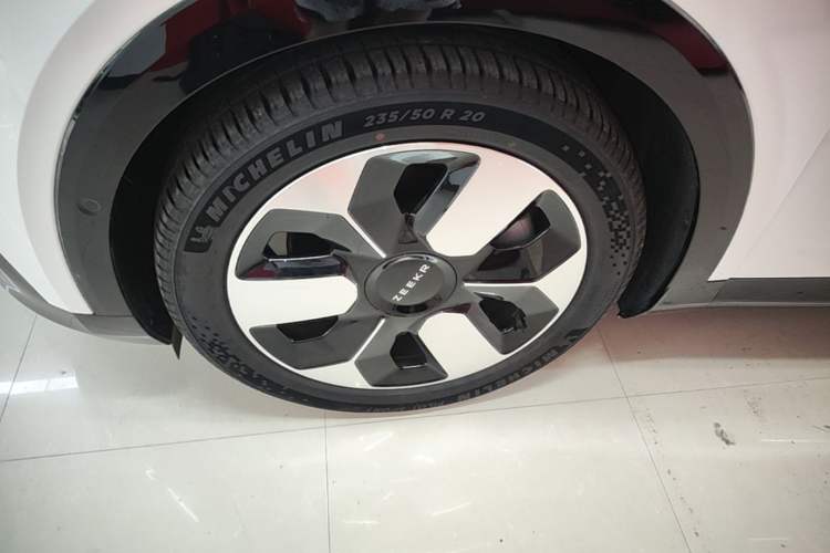 Used Zeekr MIX 2025 Intelligent Driving Version Left Front Wheel Hub