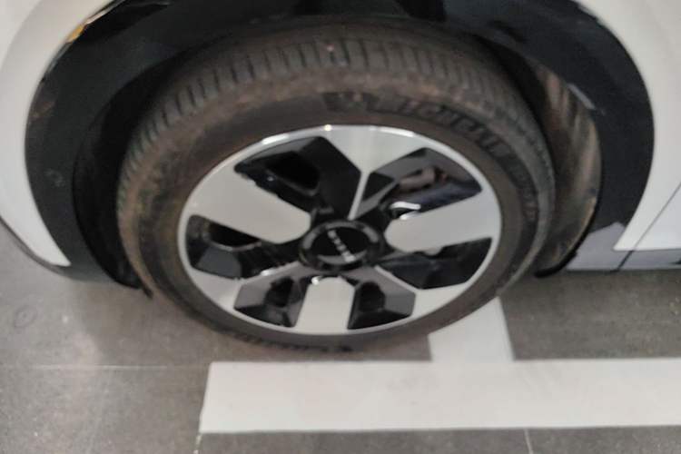 Used Zeekr MIX 2025 Intelligent Driving Version Left Front Wheel Hub